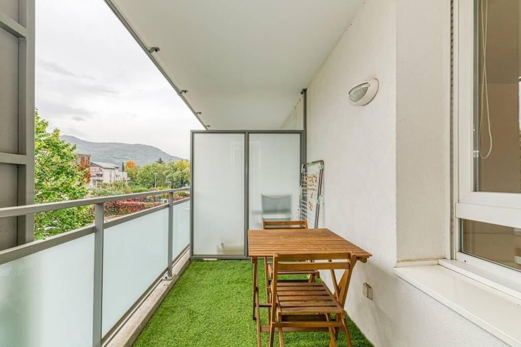 Rhut Bel Appartement-Garage Prive-Balcon-Wifi Fibre מראה חיצוני תמונה