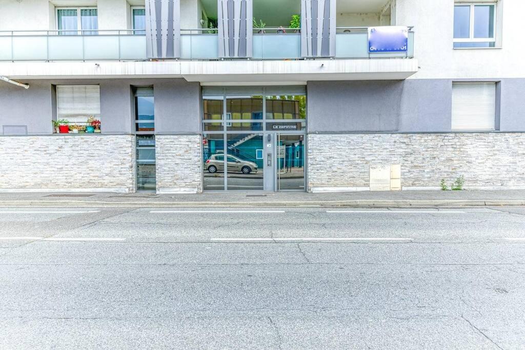 Rhut Bel Appartement-Garage Prive-Balcon-Wifi Fibre מראה חיצוני תמונה
